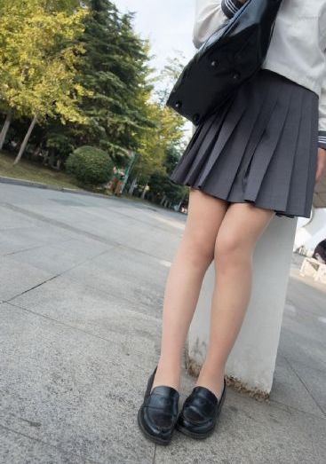 欧美女人美背图_蓝光超清在线观看