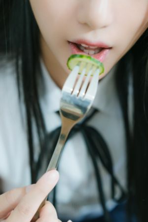 欧美卡通色综合图区_蓝光动漫在线观看