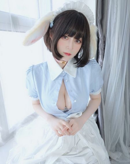 亚洲熟妇av综合网五月_720免费在线观看
